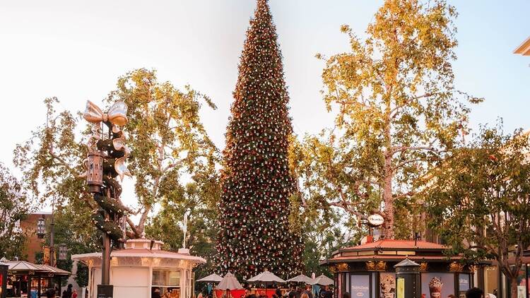 The Grove Christmas tree