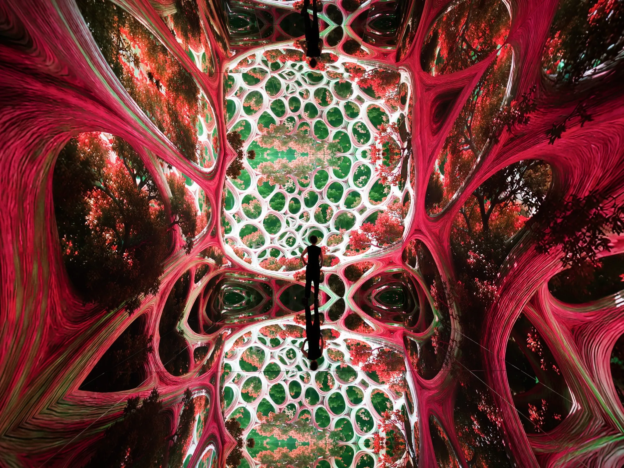 Gallery C – Infinity Room at DATALAND