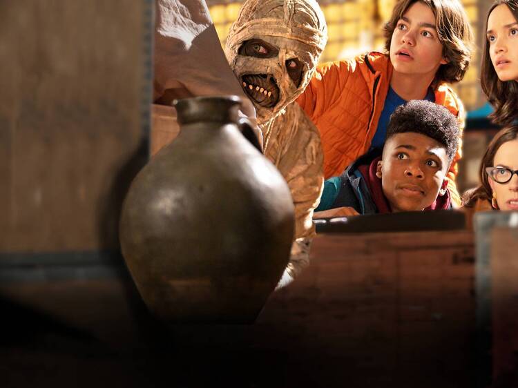 Under Wraps 2 (2022) Under Wraps 2 (2022)