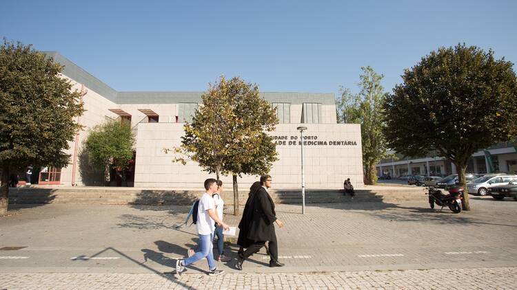 Volte ao tempo de estudante Pólo Universitário