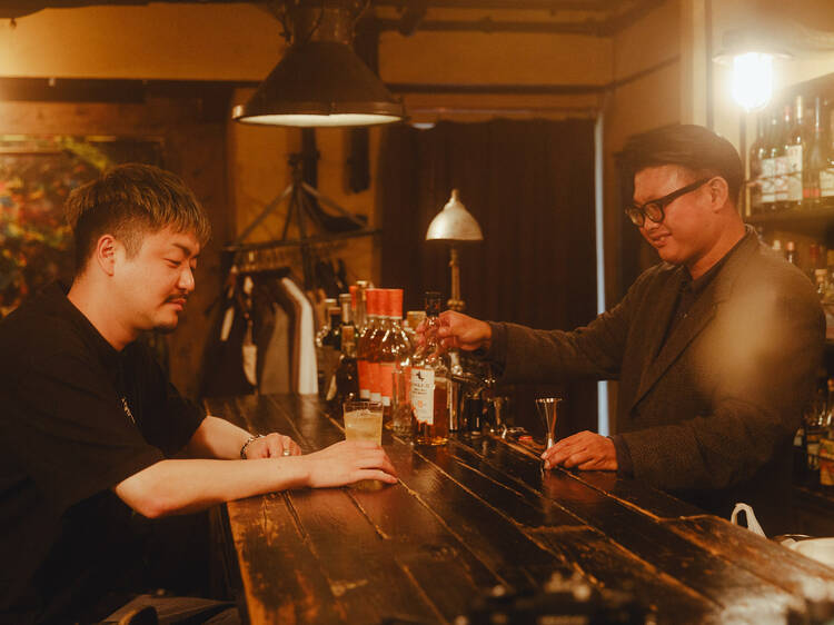 ãžã£ãºããŒå
¥éã¬ã€ããã°ã©ã¹çæã«æ¥œããéžæ²ãšçæŒå¥ã®ééå³ãšã¯ ãžã£ãºããŒå
¥éã¬ã€ããã°ã©ã¹çæã«æ¥œããéžæ²ãšçæŒå¥ã®ééå³ãšã¯