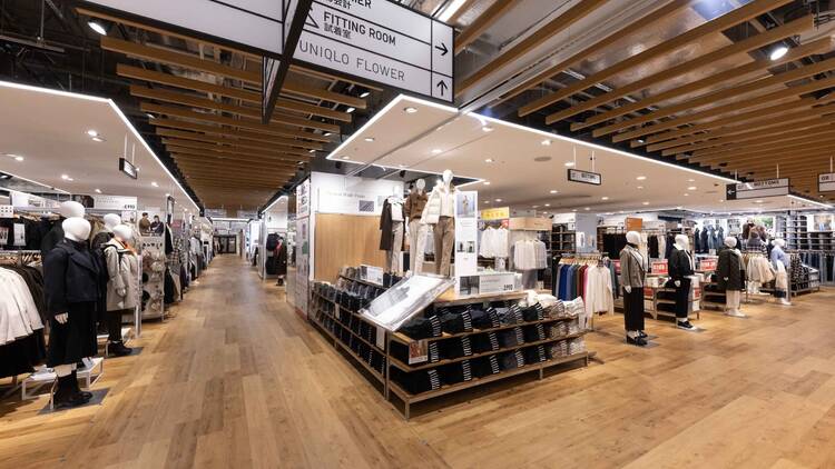 Shop the largest Uniqlo in Osaka Shop the largest Uniqlo in Osaka