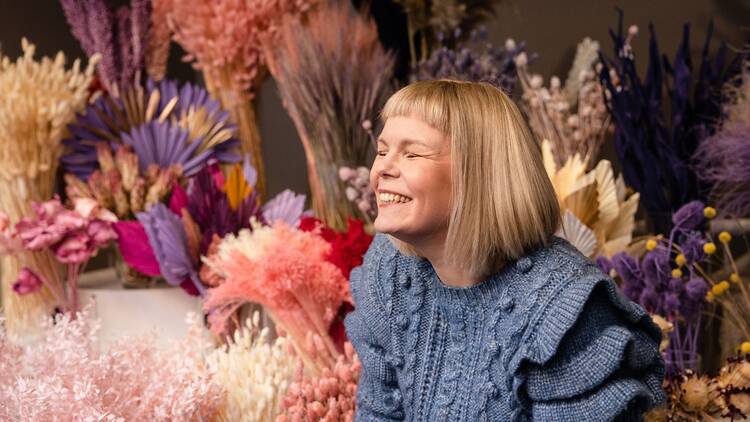 Get creative with crazy floral art Get creative with crazy floral art