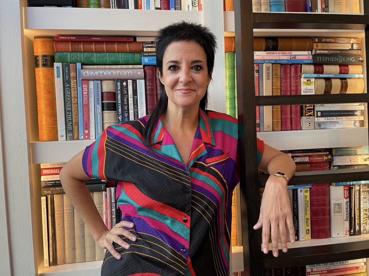 Gemma Ruiz Palà: "Me gustaba mostrar a una mujer que afronta la segunda parte de la vida, con la menopausia, sin complejos, llena de vitalidad" Gemma Ruiz Palà: "Me gustaba mostrar a una mujer que afronta la segunda parte de la vida, con la menopausia, sin complejos, llena de vitalidad"