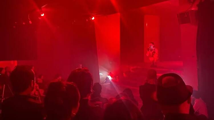 Au Sample, un bal des sorcières déconstruit