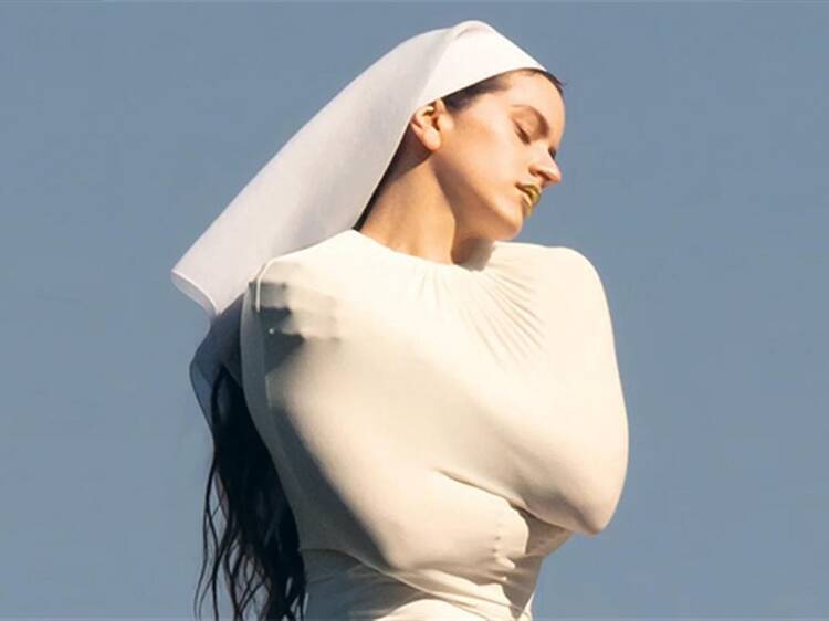 Deux jours avant la sortie de son album "LUX", Rosalía organisera une session d'écoute en avant-première à Paris Deux jours avant la sortie de son album "LUX", Rosalía organisera une session d'écoute en avant-première à Paris