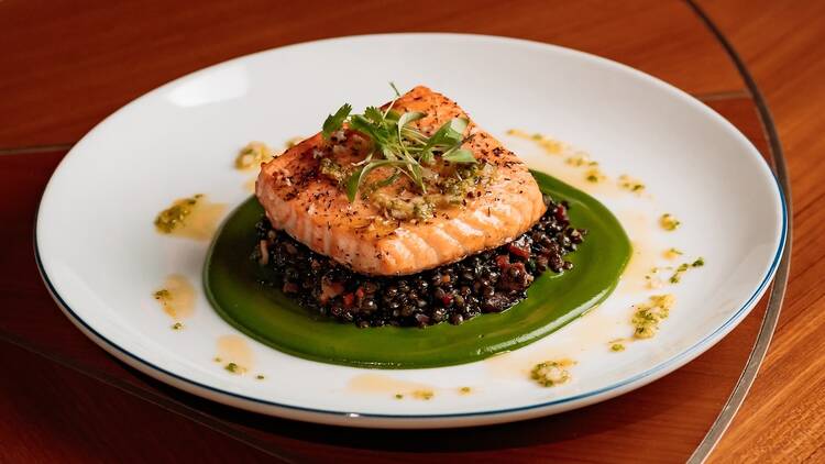 Seamark Seafood & Cocktails