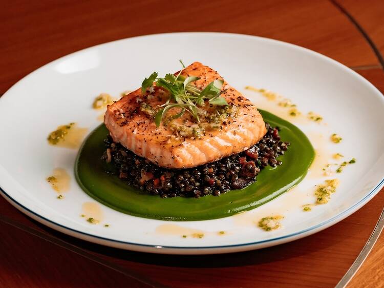 Seamark Seafood & Cocktails