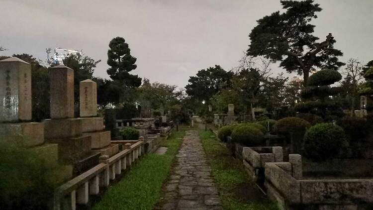 Aoyama Cemetery Aoyama Cemetery