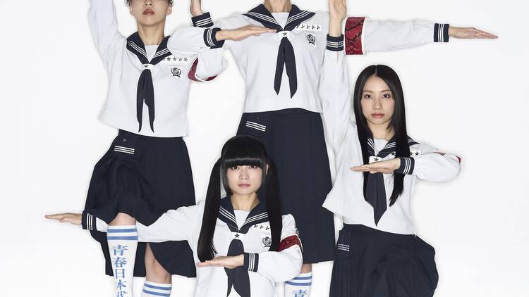 Interview: Atarashii Gakko!