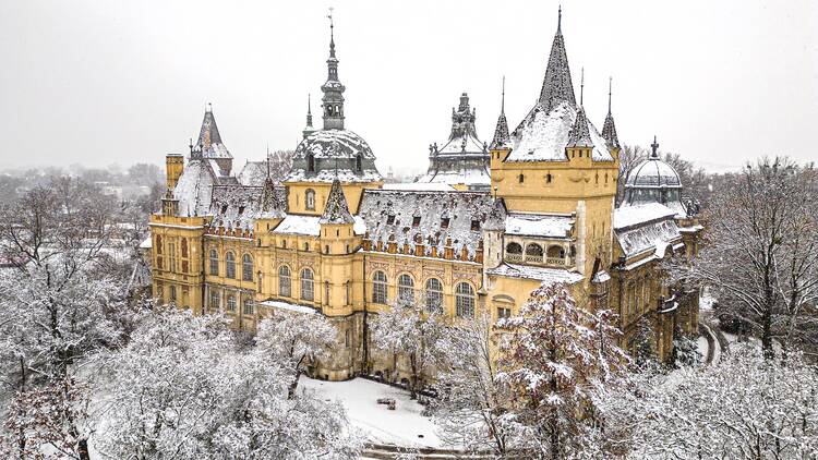 Atmospheric architecture