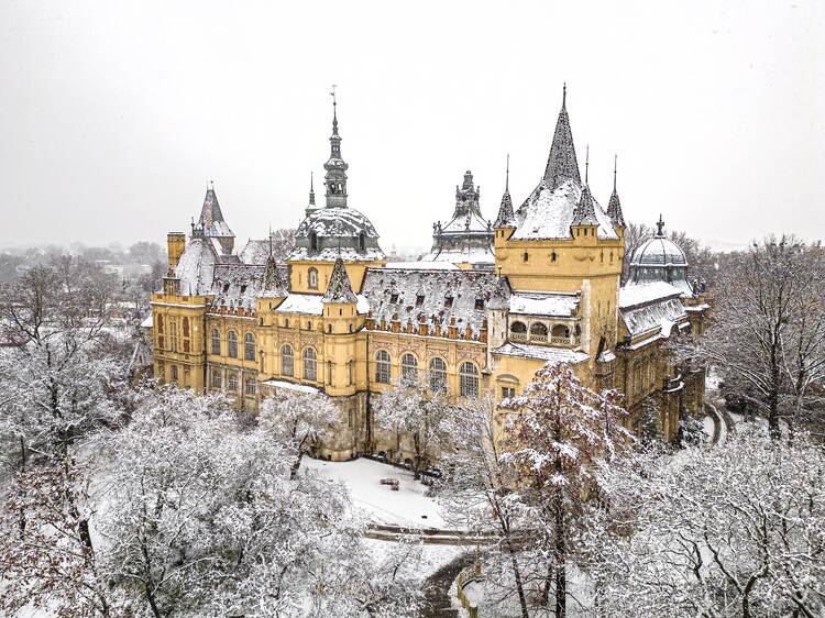 Atmospheric architecture