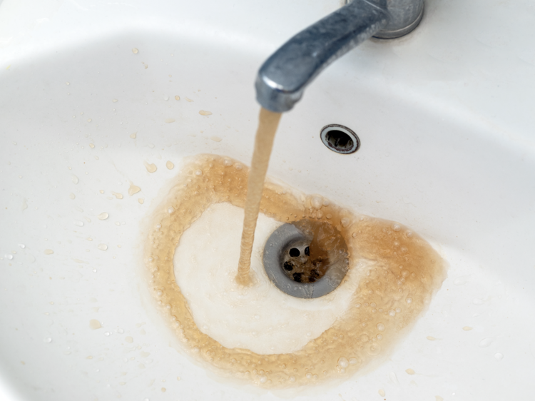 New Yorkers are reporting discolored tap water. Is it safe to drink it? New Yorkers are reporting discolored tap water. Is it safe to drink it?