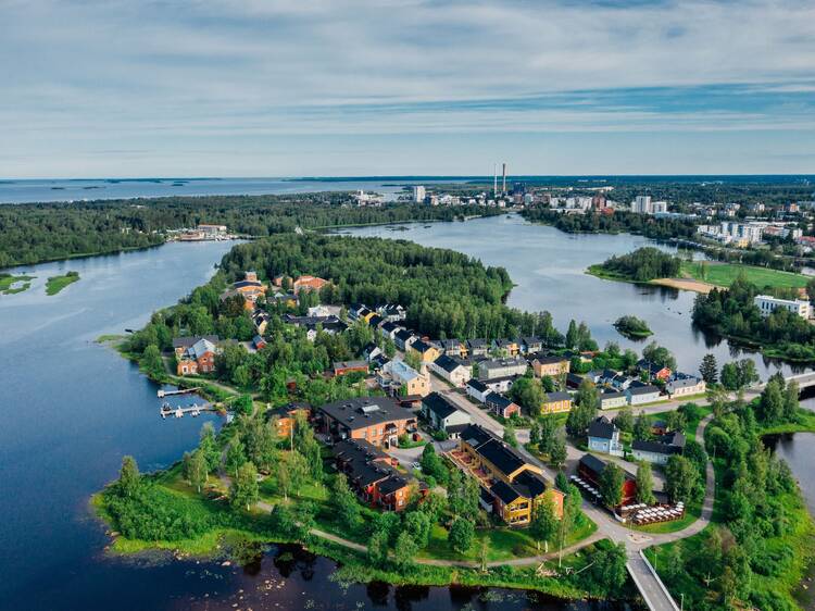 Discover the history and culture of Pikisaari