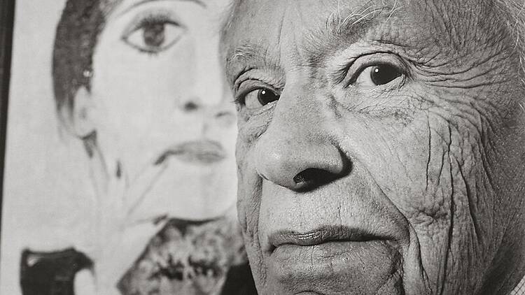 Heinz Berggruen fotografiado por Oliver Mark frente a la obra Picasso's Dora Maar con uñas verdes' (1936) Heinz Berggruen fotografiado por Oliver Mark frente a la obra Picasso's Dora Maar con uñas verdes' (1936)
