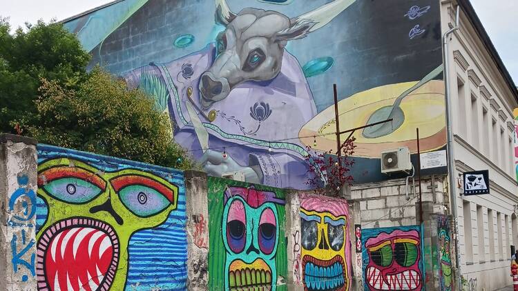 Jewish Quarter murals