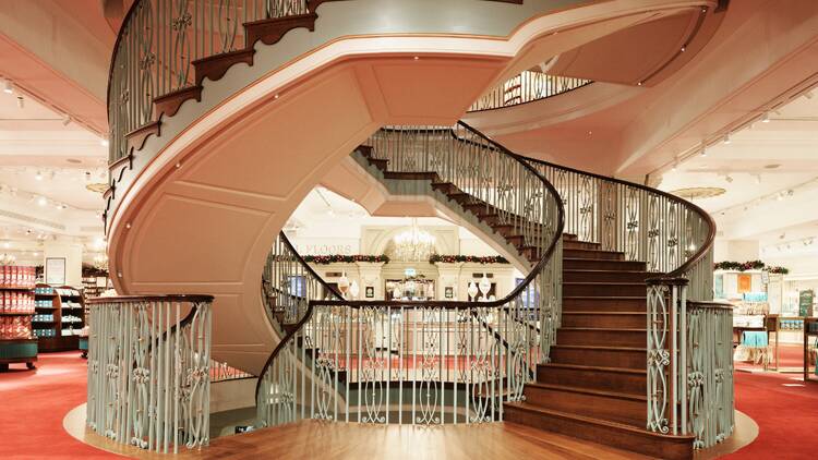 Double-helix staircase in Fortnum & Mason Piccadilly flagship Double-helix staircase in Fortnum & Mason Piccadilly flagship
