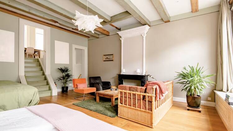 A bright flat in old Amsterdam