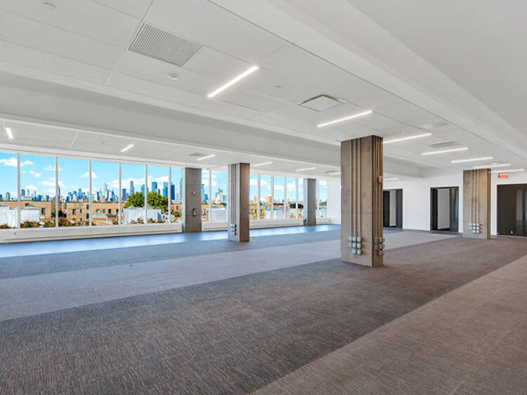 See inside East End Studios, the high-tech new film and TV studio that just opened in Queens See inside East End Studios, the high-tech new film and TV studio that just opened in Queens