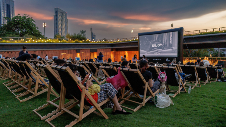 Peak In Park 2  Peak In Park 2