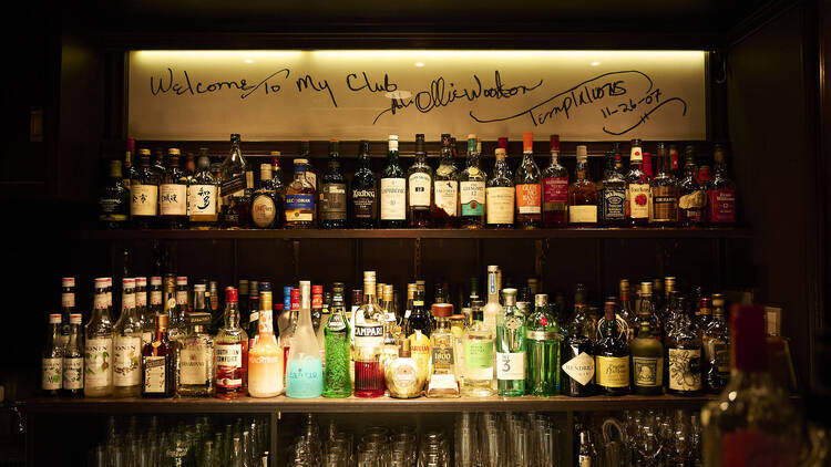 ソウルシンガーお墨付きの店で飲む。