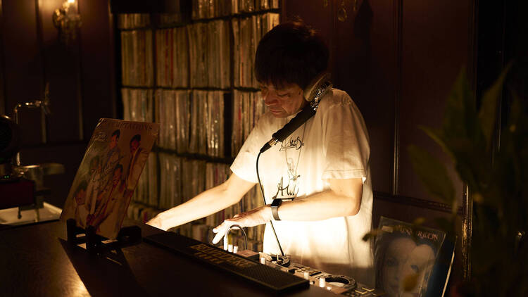 Soul Music BAR Ali-Ollie!!!!