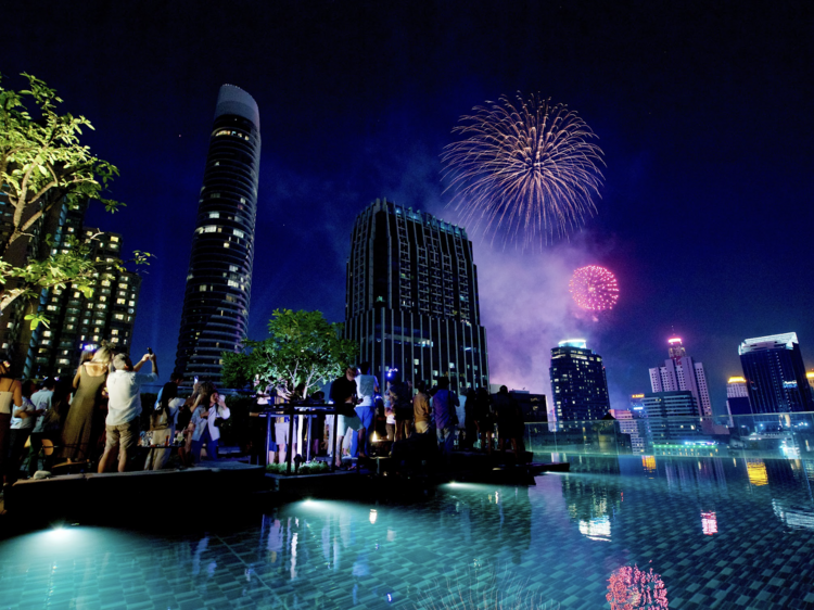 Usher in 2026 al fresco at Horizon Pool Bar Usher in 2026 al fresco at Horizon Pool Bar