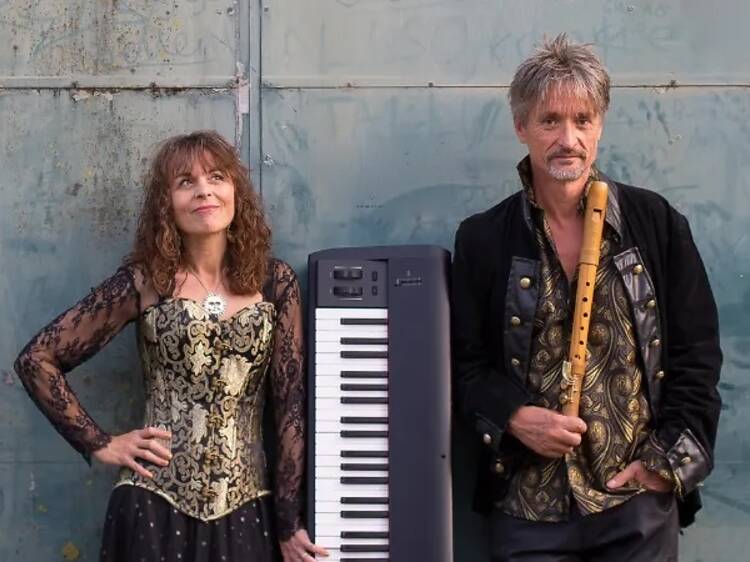 Piers Adams & Lyndy Mayle Piers Adams & Lyndy Mayle