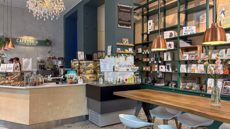 Cafetoria Café & Shop Cafetoria Café & Shop