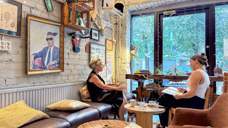 Päiväkahvibaari / Helsingin kahvipaahtimo Päiväkahvibaari / Helsingin kahvipaahtimo