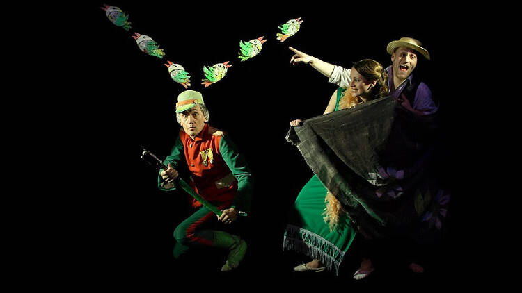 The Black Light Theatre of Prague Arrives in Buenos Aires