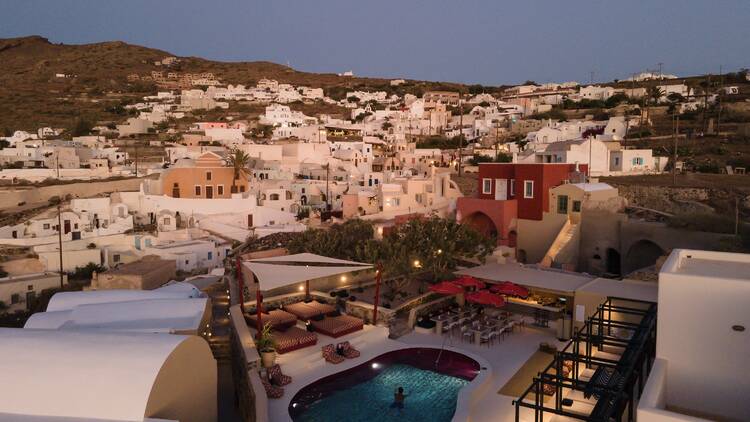 Neema, Santorini Neema, Santorini