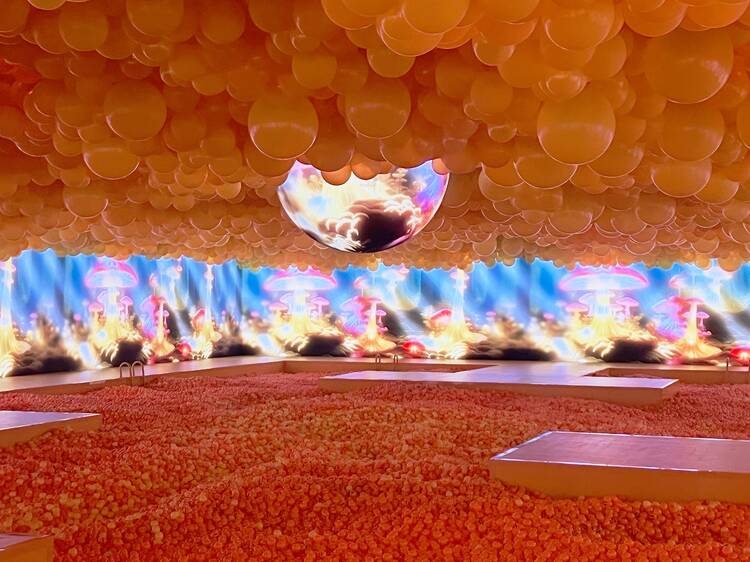 Inside EmotionAir: Is the Balloon Museum’s Chicago exhibition worth the hype? Inside EmotionAir: Is the Balloon Museum’s Chicago exhibition worth the hype?