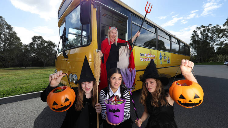 Jump aboard the M&M’s Trick or Treat Bus Jump aboard the M&M’s Trick or Treat Bus