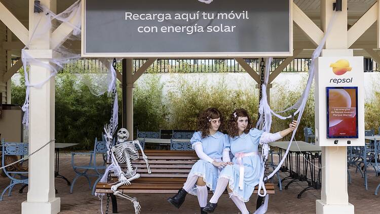 Parque Warner y Repsol, aliados de miedo. 