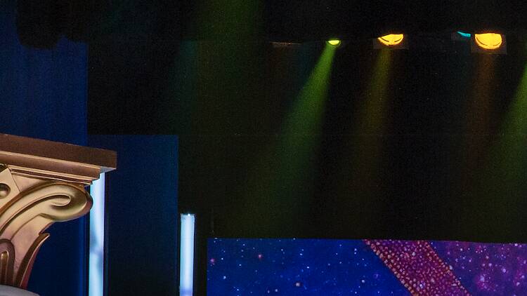 Assistir a um musical com as crianças