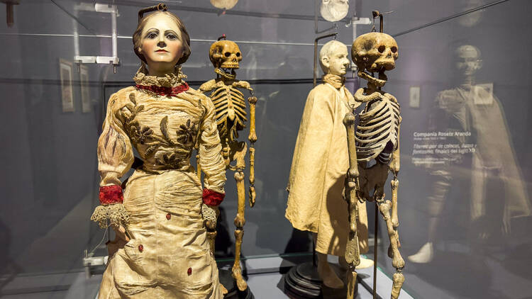 El beso de la muerte. Representaciones mortuorias en el arte y la cultura visual del siglo XIX Museo de San Carlos El beso de la muerte. Representaciones mortuorias en el arte y la cultura visual del siglo XIX Museo de San Carlos