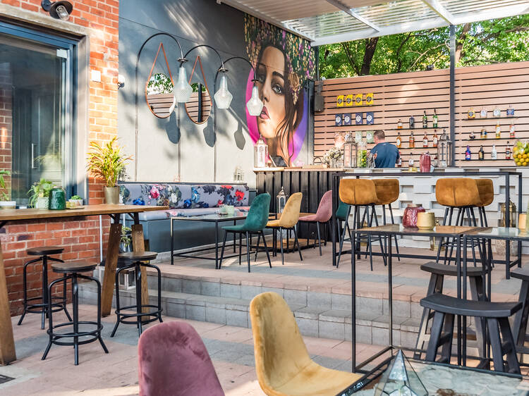 Taste the art of mixology at the Dandelion Cocktail Bar Taste the art of mixology at the Dandelion Cocktail Bar