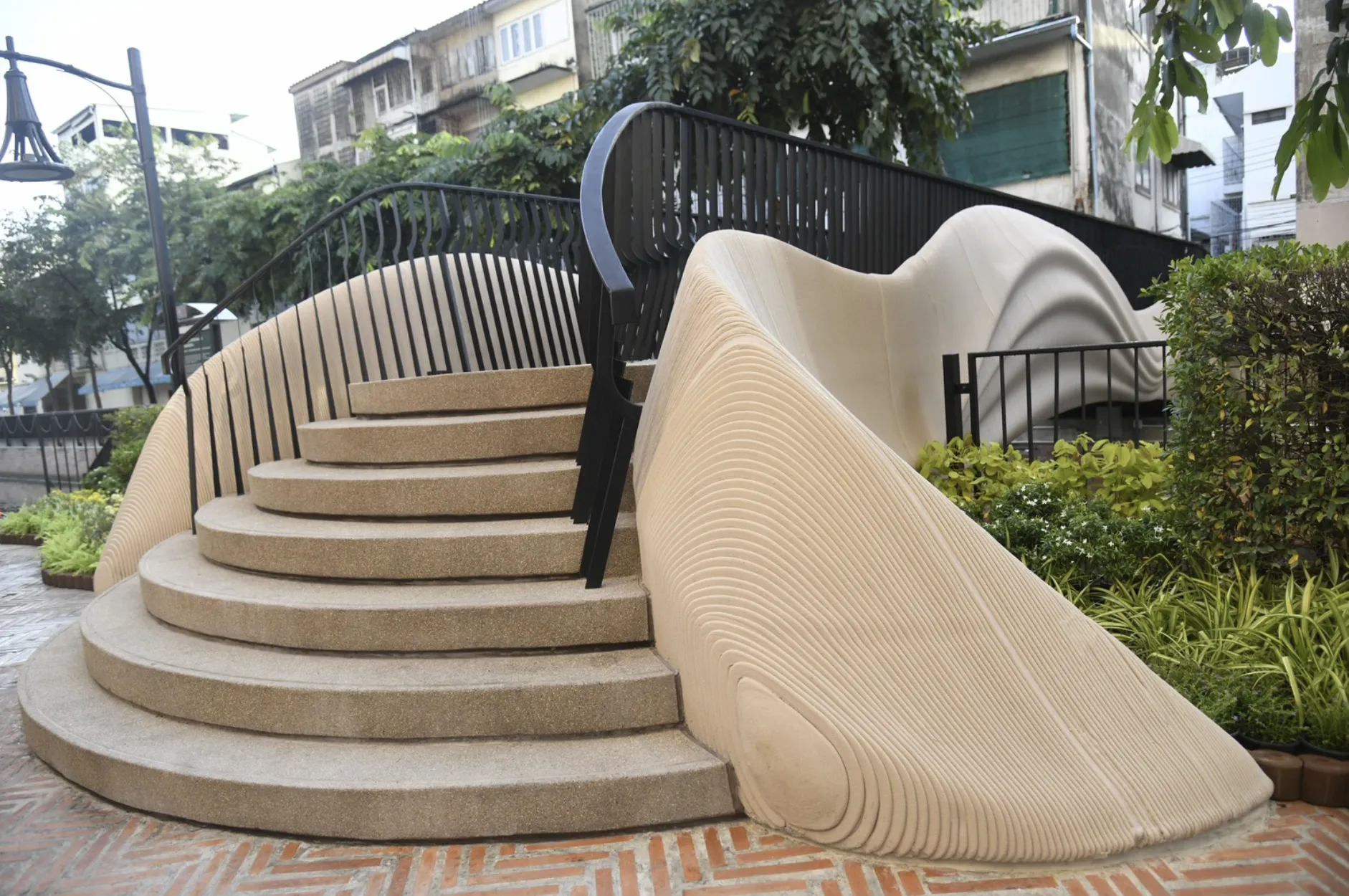 คลองโอ่งอ่าง