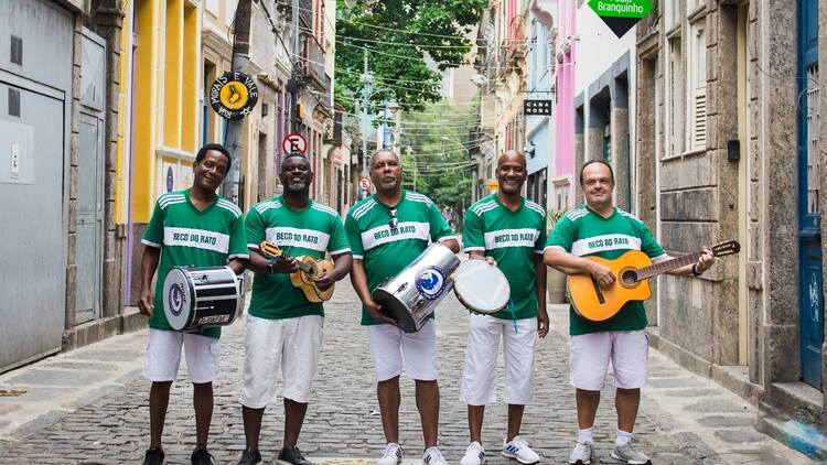 Banda Beco do Rato, grupo da casa que já se tornou sinônimo de samba de raiz Banda Beco do Rato, grupo da casa que já se tornou sinônimo de samba de raiz