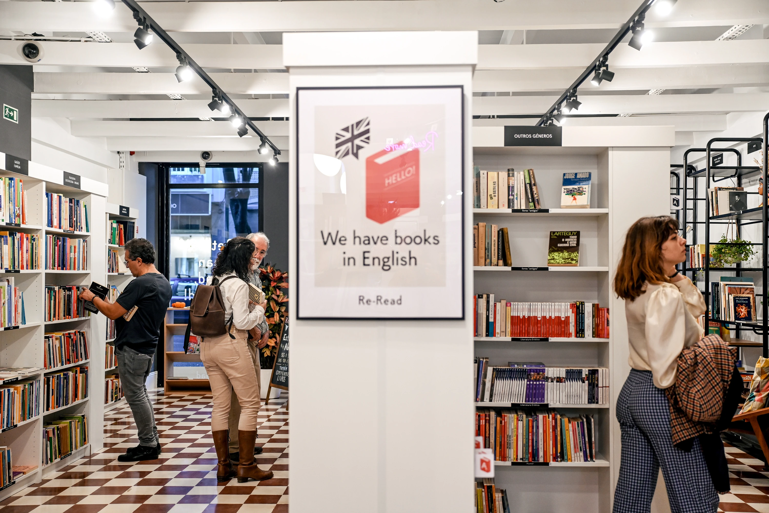 Re-Read Pascoal de Melo