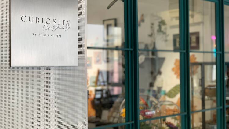 Curiosity corner by studio mm