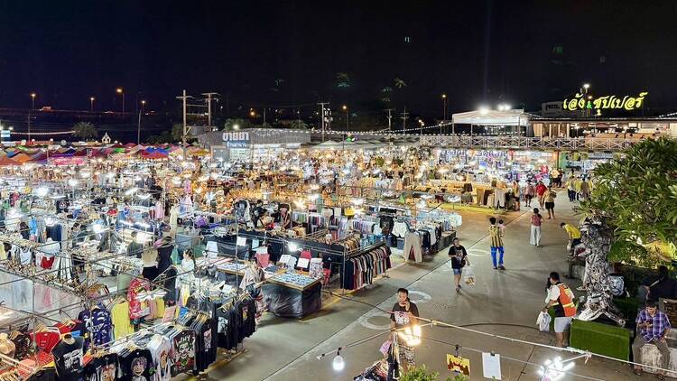 Phutthamonthon Sai 1: Your ultimate neighbourhood guide