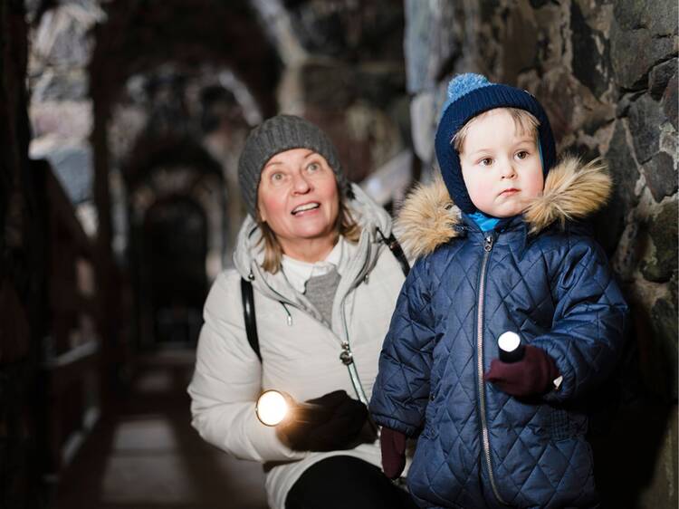 Explore the tunnels of Suomenlinna Explore the tunnels of Suomenlinna