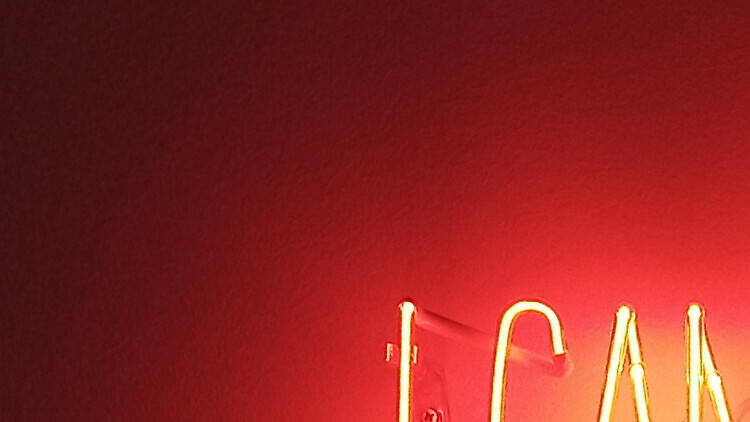 Entre a Palavra e o Silêncio