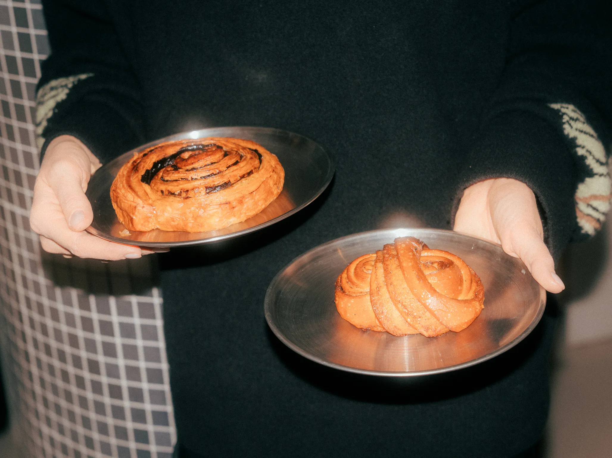 SALT Bakery kakaós csigája és fahéjas csigája