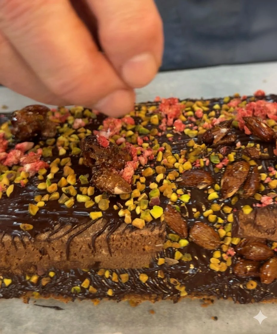 Turr&oacute;n m&aacute;s largo del mundo. ACYRE Madrid, ACYRE Canarias