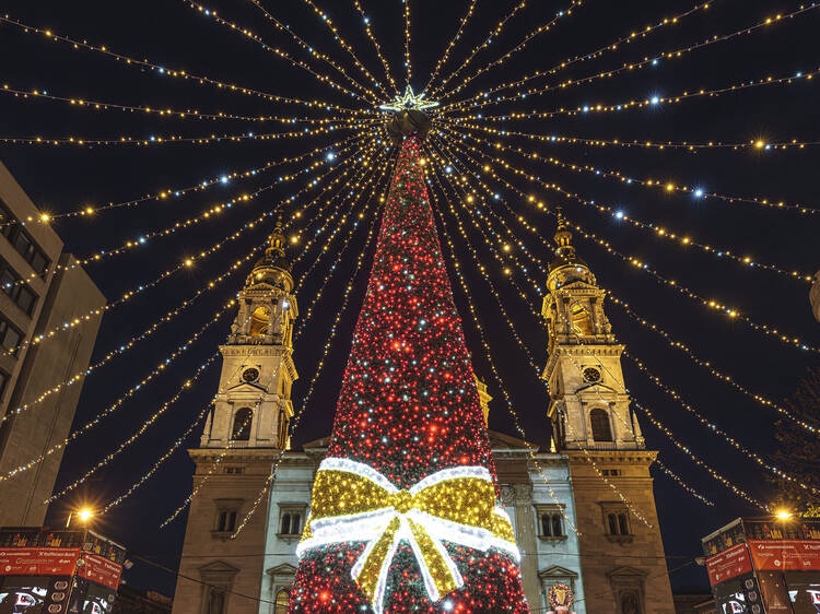 The best Christmas markets in Budapest in 2025 The best Christmas markets in Budapest in 2025