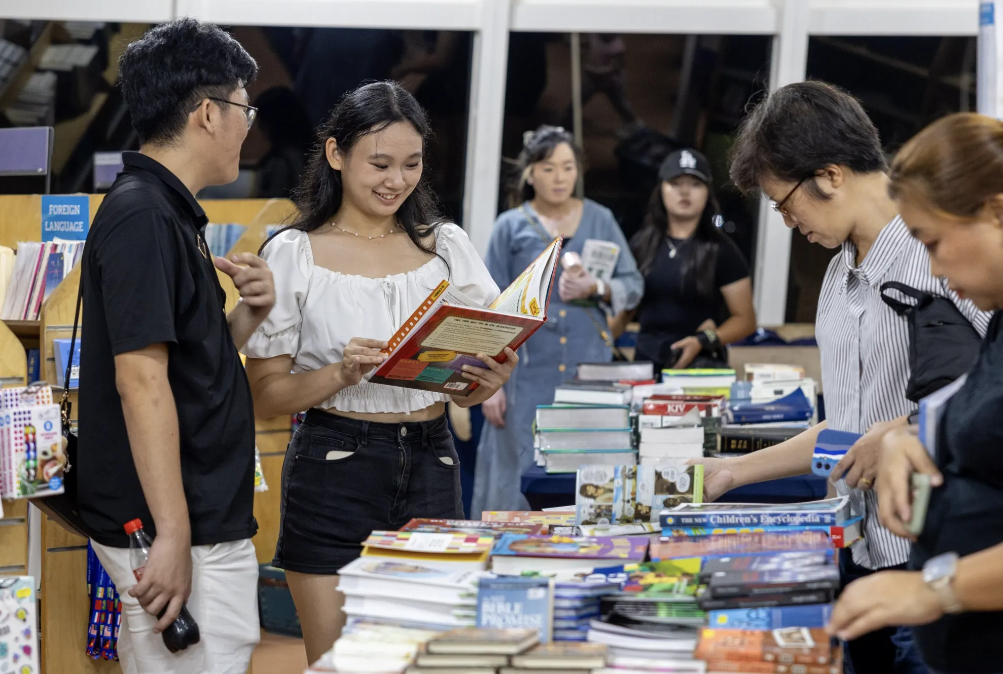 floating bookshop docks in Bangkok