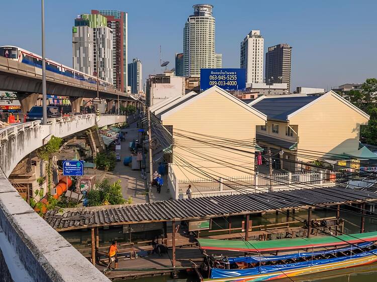 คู่มือเที่ยว ‘พระโขนง’ ฉบับครบจบในที่เดียว คู่มือเที่ยว ‘พระโขนง’ ฉบับครบจบในที่เดียว